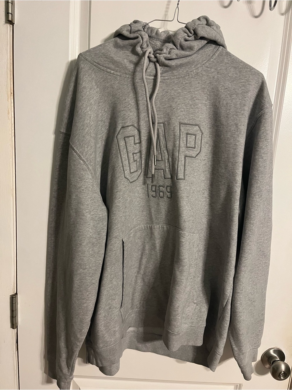 GAP Men's Heather Gray Hooded Sweatshirt with Embroidered Logo